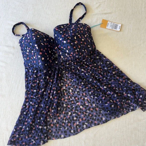 Kona Sol Womens Blue Leopard Print Flyaway Tankini Swim Top Small NWT - Picture 4 of 9